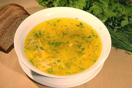 Duftende kyllingesuppe