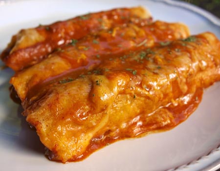Enchiladas med bønner og rodgrøntsager