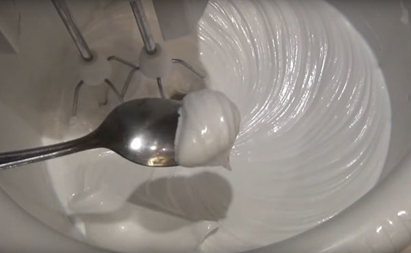 Glaze til kage med et billede