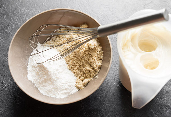 Elegant og enkel opskrift på valnødmeringue