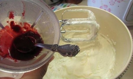 Sådan laver du en creme til Cappeycakes: Opskrift på smør, chokolade og proteinkrem