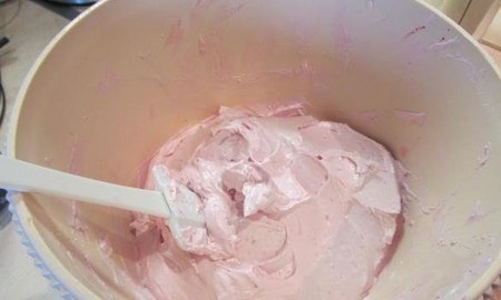 Sådan laver du en creme til Cappeycakes: Opskrift på smør, chokolade og proteinkrem