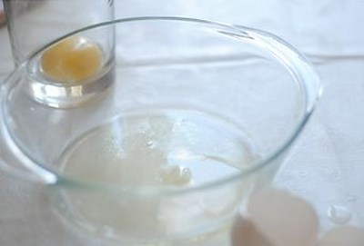 Sådan tilberedes meringue, en lækker opskrift med et billede