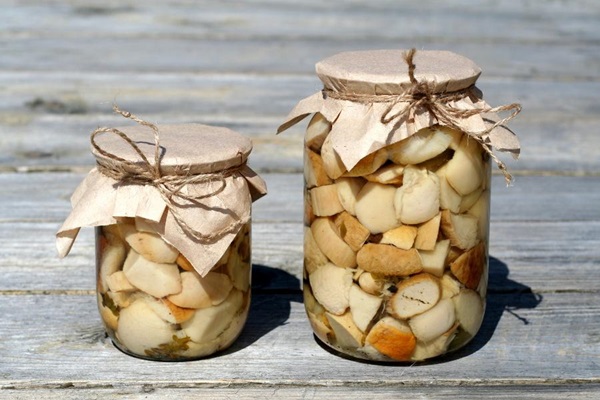 Sådan salt champignon til vinteren