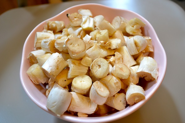 Sådan salt champignon til vinteren