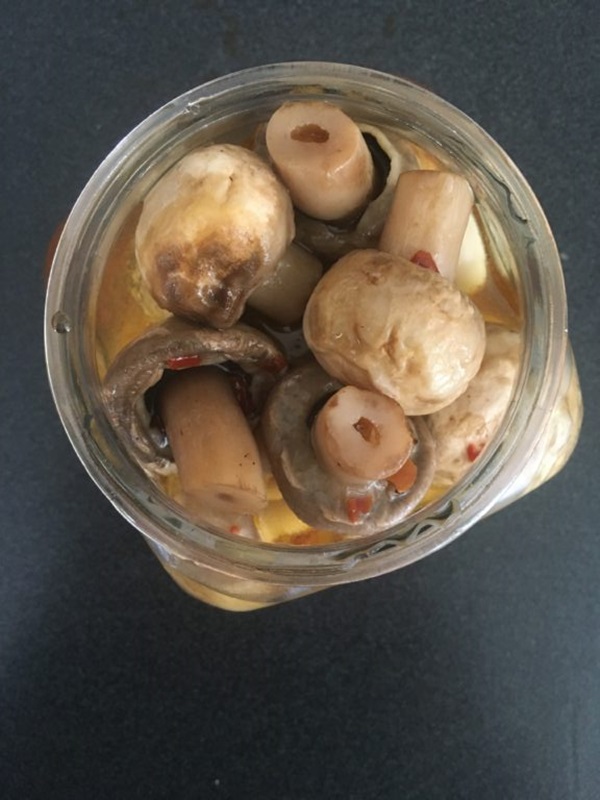Sådan salt champignon til vinteren