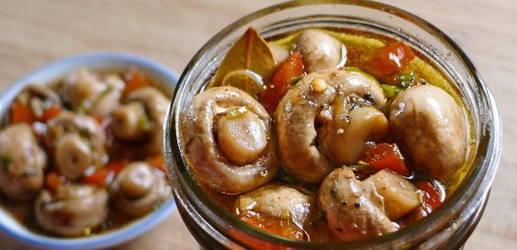 Opskrift på dåse champignon til vinteren