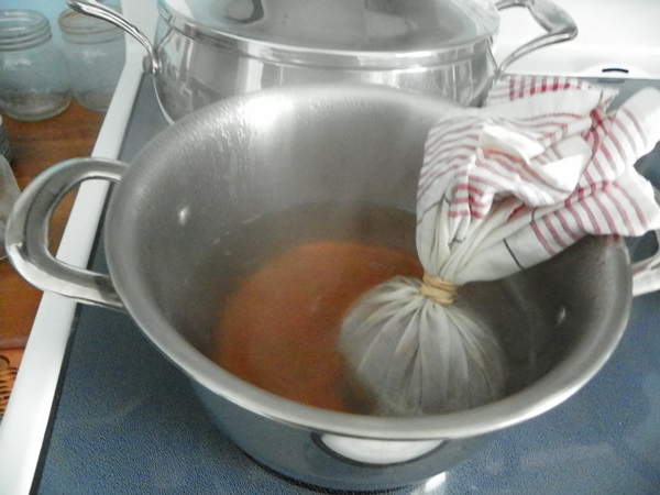 Ketchup af egne hænder fra tomater: trinvise opskrifter til høst til vinteren