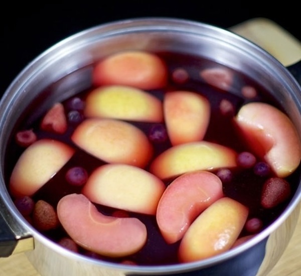 Kompot fra chokeberry ashberry