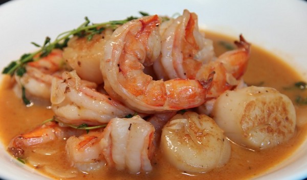 Rejer i hvidløgssauce