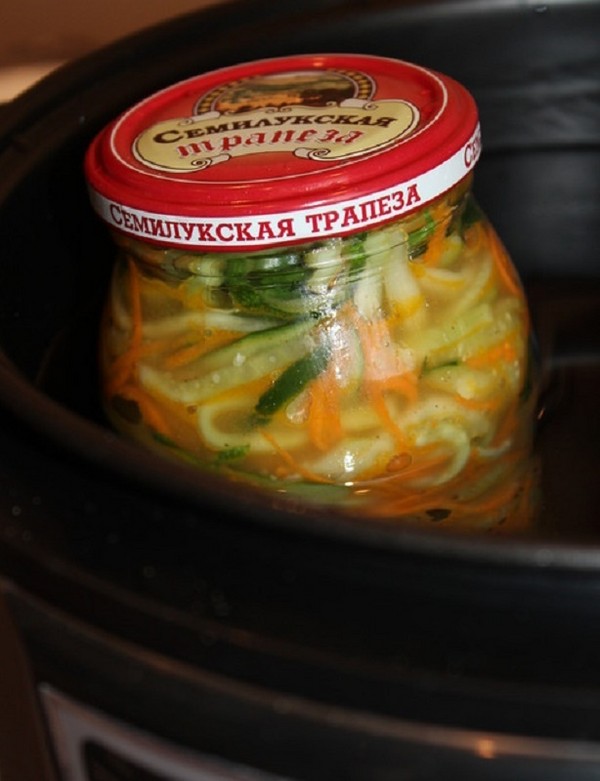 Agurker på koreansk til vinteren - opskrifter med gulerødder, kød, uden sterilisering. Salat af agurker på koreansk til vinteren med hurtig madlavning