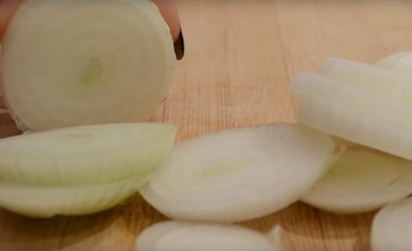 Patissons til vinteren, lækre opskrifter af emner "Fingers slik" i krukker - syltede, saltede, uden sterilisering