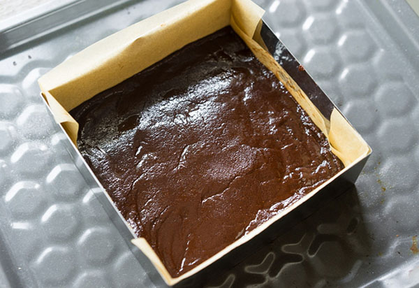 En simpel opskrift: brownie, som smelter i munden