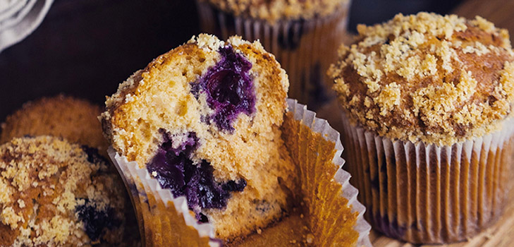 En simpel opskrift: mørk muffins til dem, der er forelsket i desserter
