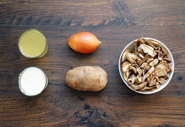 En simpel opskrift: Cremet suppe med svampe