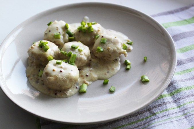 kødboller med sauce