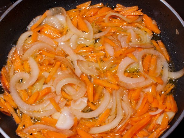 Salat af kyllingekæmper
