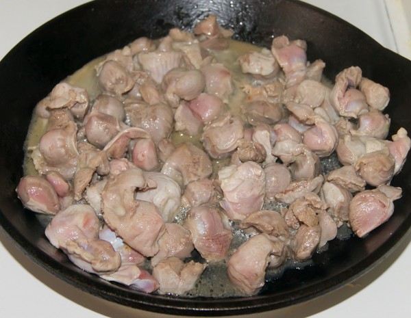 Salat af kyllingekæmper