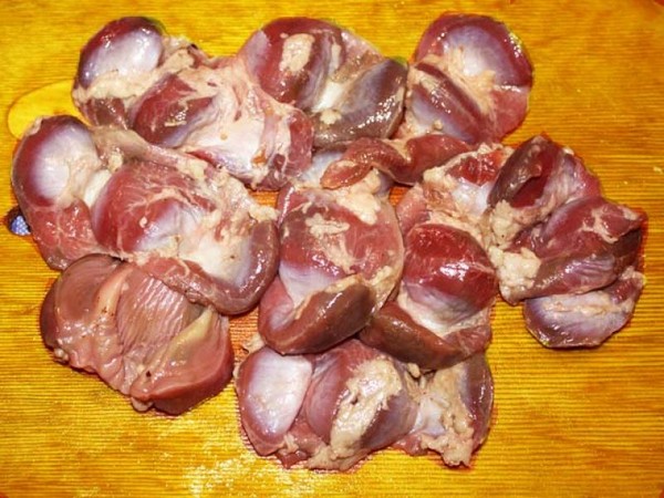 Salat af kyllingekæmper