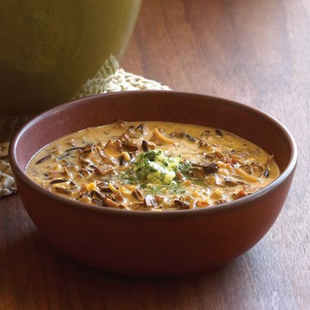 Svampesuppe er en fremragende skål til et afslappet bord