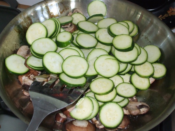 Lækker stuvet courgette - opskrift