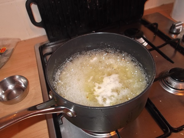 Jam fra melon og melon skorpe til vinter - enkle opskrifter