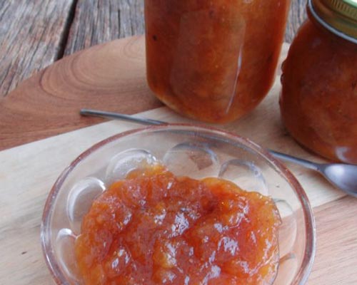 Jam fra feijoa uden madlavning, en opskrift på levende syltetøj med et billede