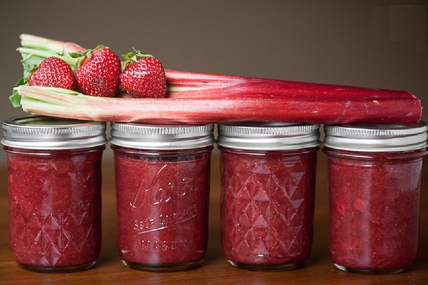 Jam fra rabarberen