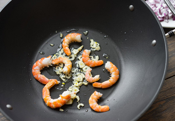 Lækker opskrift på pasta med rejer