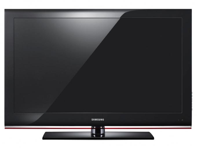 Samsung LE32B530 P7W LCD TV