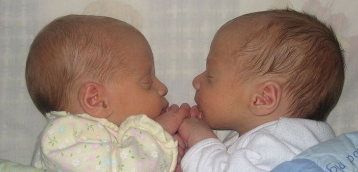 Hvad er sandsynligheden for at blive gravid med tvillinger?