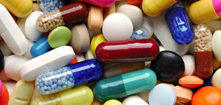 Behandling af dyspepsi hos en ammende moder