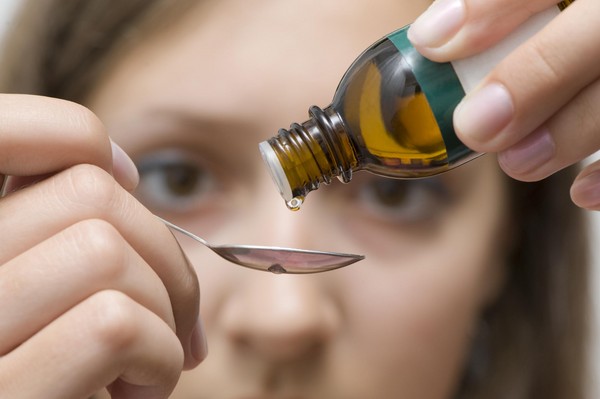 Er en motherwort i stand til at hjælpe med graviditet? Hvordan skal man være, hvis man ikke kan tage en alkoholholdig tinktur af en modervort, men skal stille sig ned?